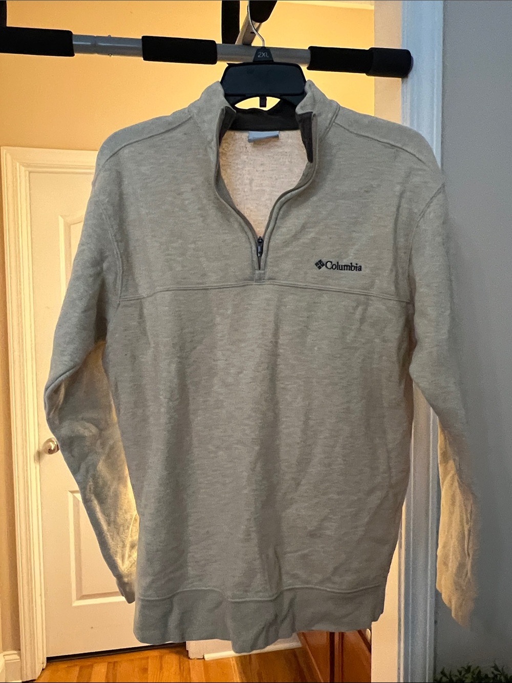 Columbia Men’s Heathered Gray Half-Zip Pullover Sweater